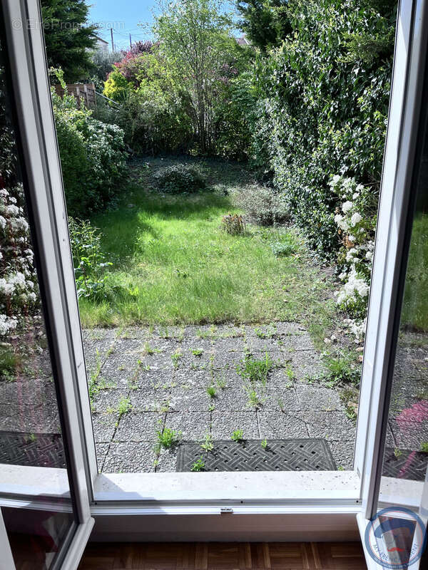 Maison de 5 pièces - 107 m2 - Beau jardin - photo 10