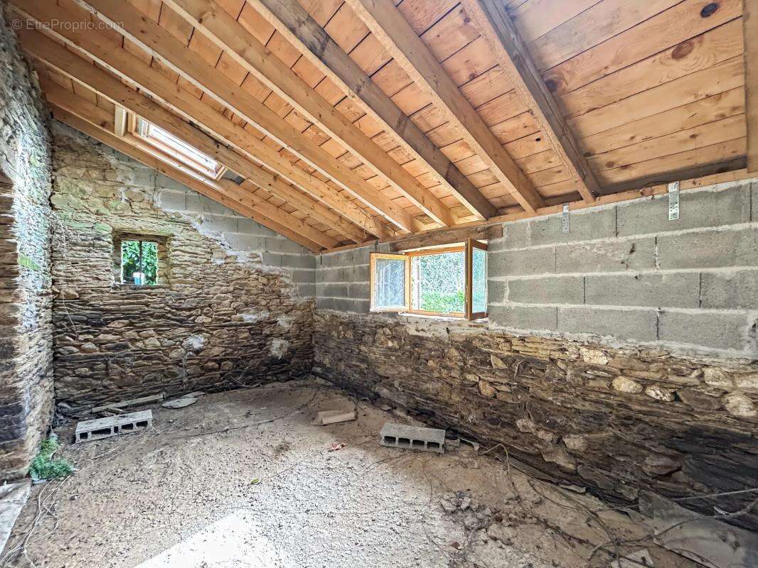 Maison à MUR-DE-BRETAGNE