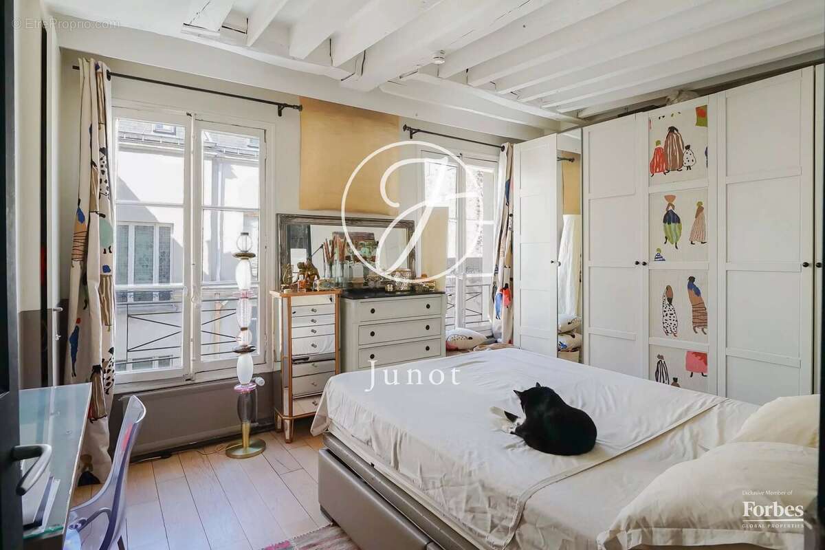 Appartement à PARIS-6E