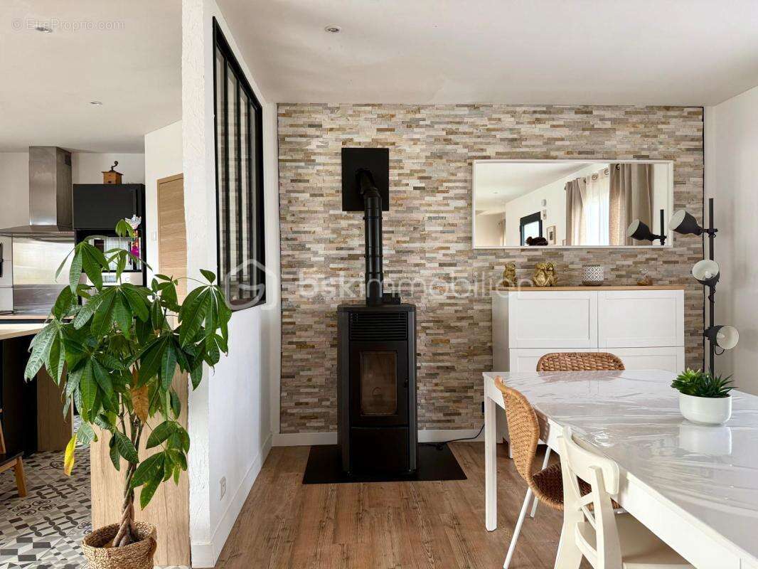 Maison à SAINT-PATERNE-RACAN