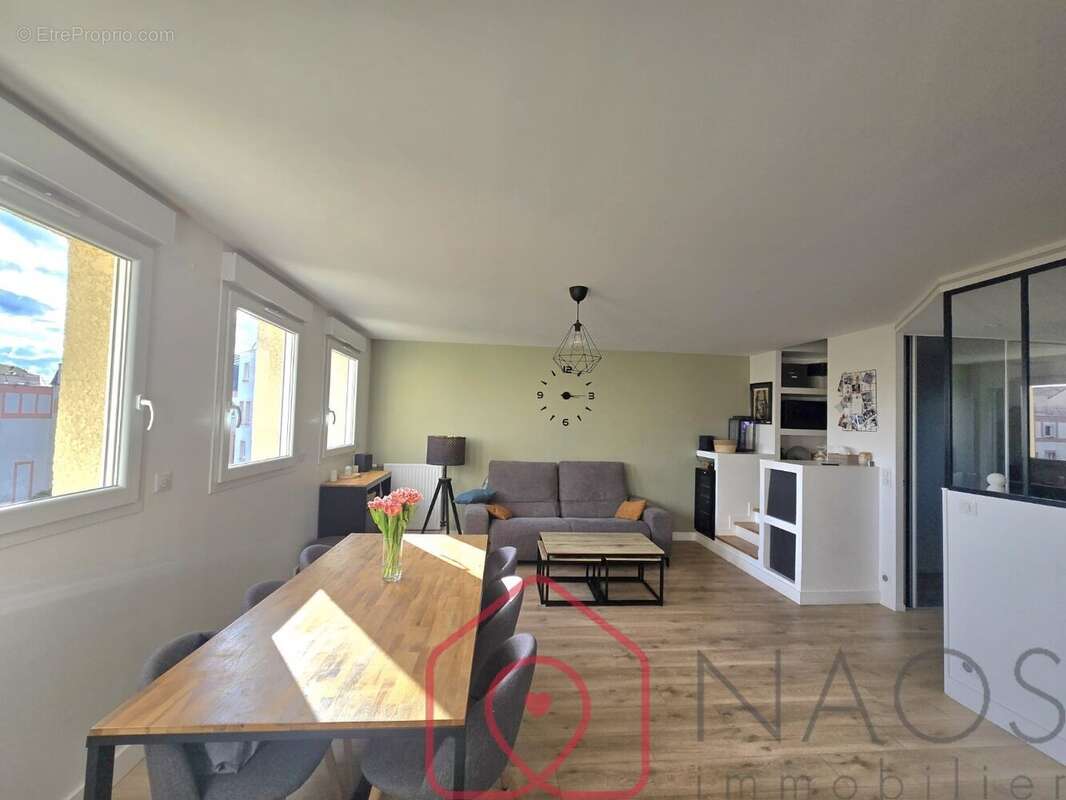 Appartement à LE PLESSIS-ROBINSON