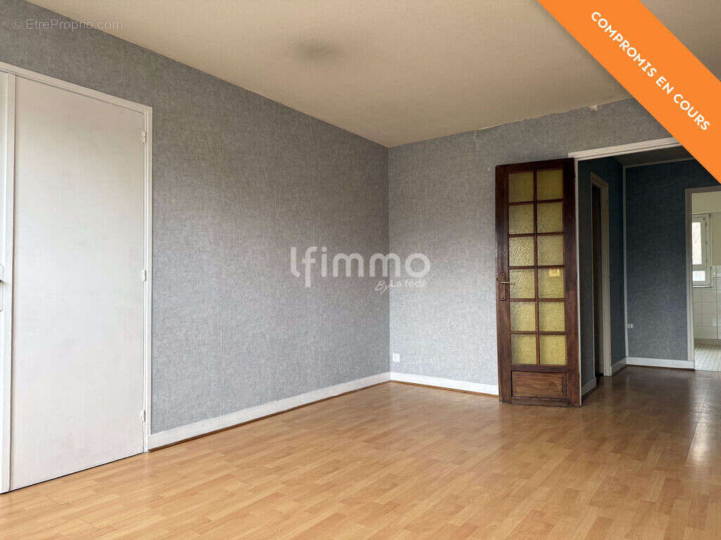 Appartement à CHILLY-MAZARIN