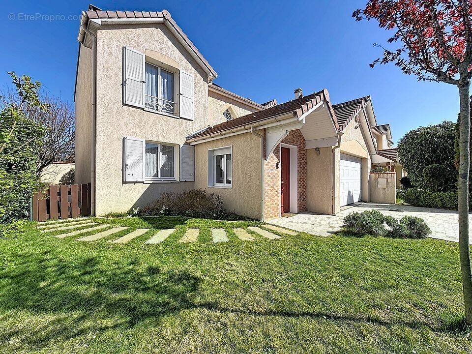 Maison à GUYANCOURT