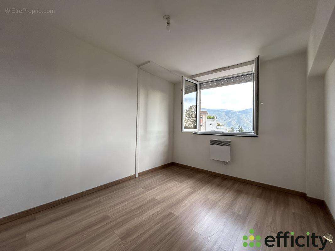 Appartement à VINAY