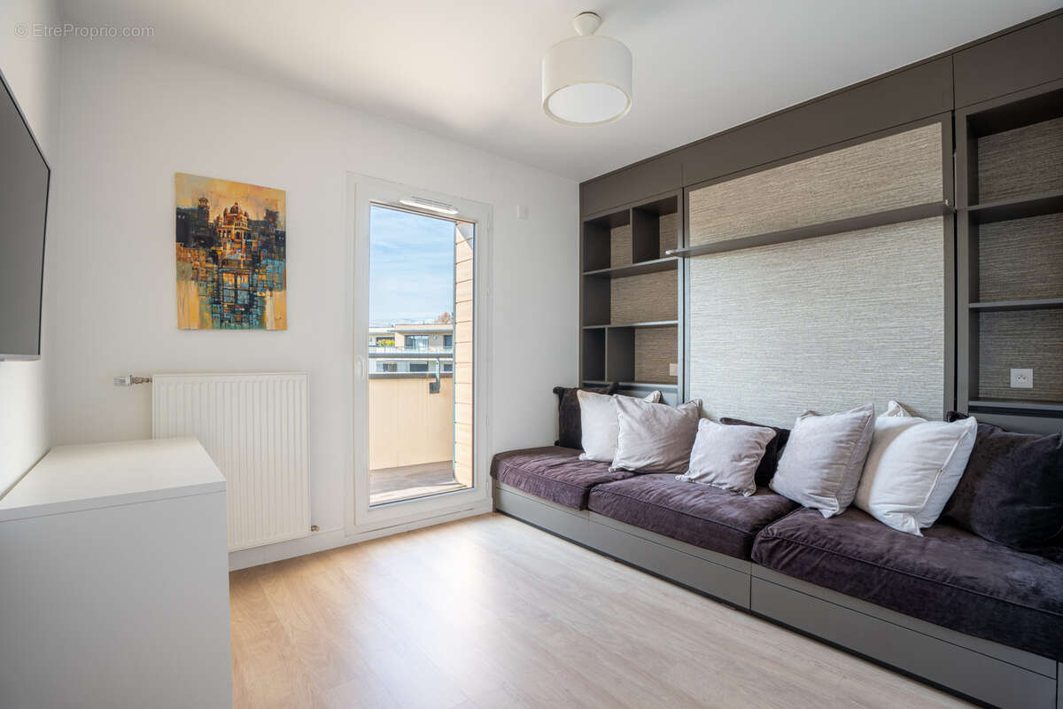 Appartement à FERNEY-VOLTAIRE