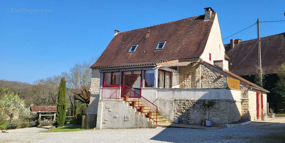 Maison à GINOUILLAC
