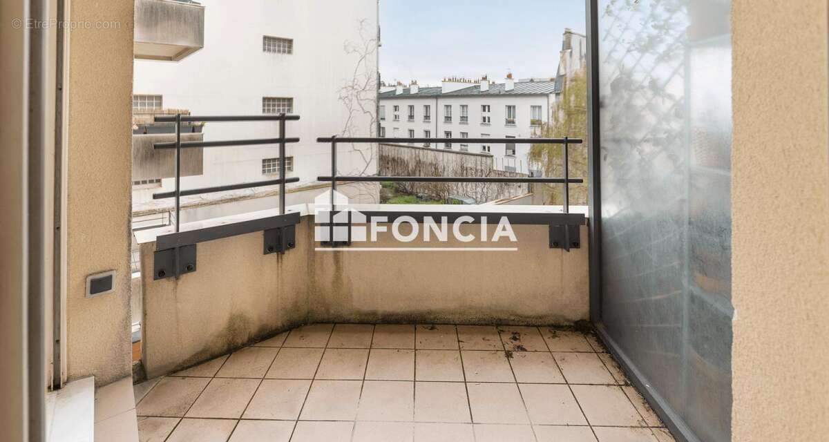 Appartement à PARIS-10E