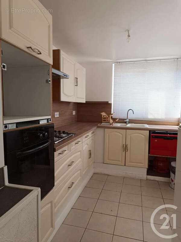Maison 84 m² à Saint-Antoine-Sur-L'isle  - photo 3