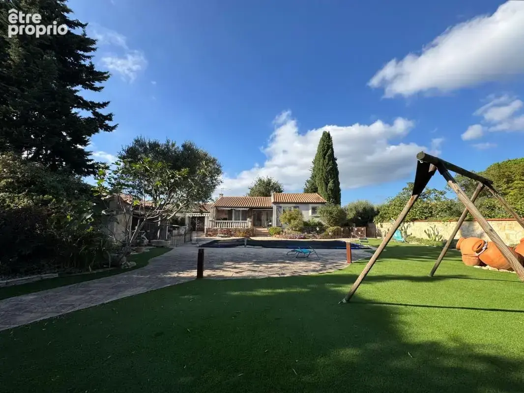 Plain-pied avec piscine et jardin sans vis-à-vis à Caux - photo 1