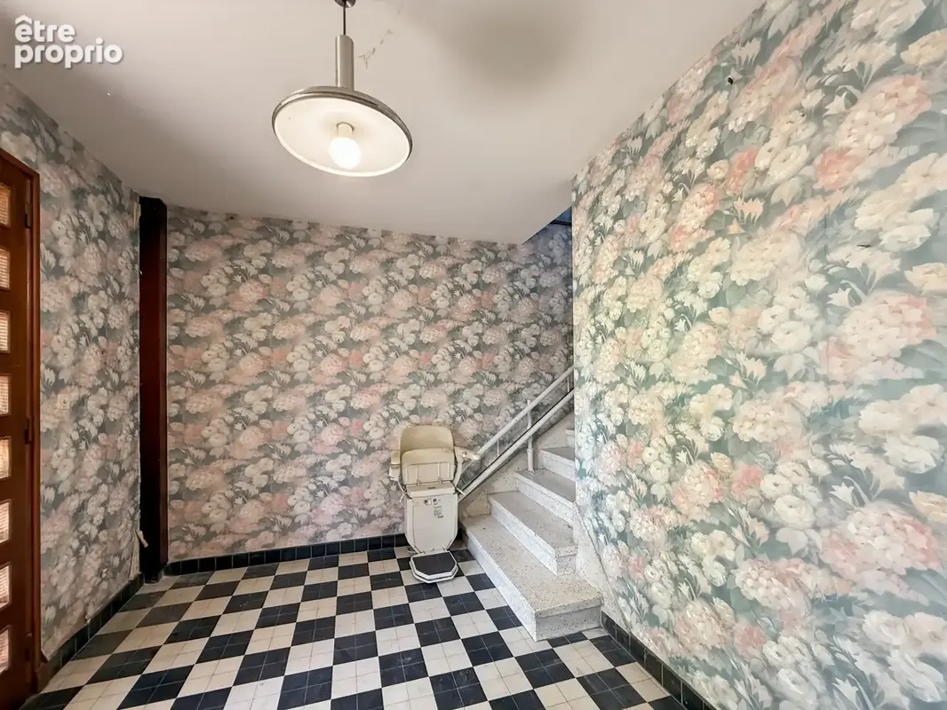 Cébazat   maison familiale 5 pièces   4 chambres   terrain 615 m2   beau potentiel - photo 2