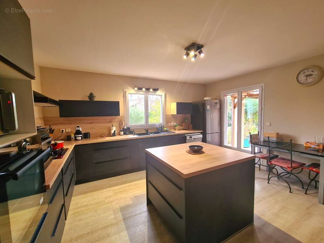 Maison à PUISSALICON