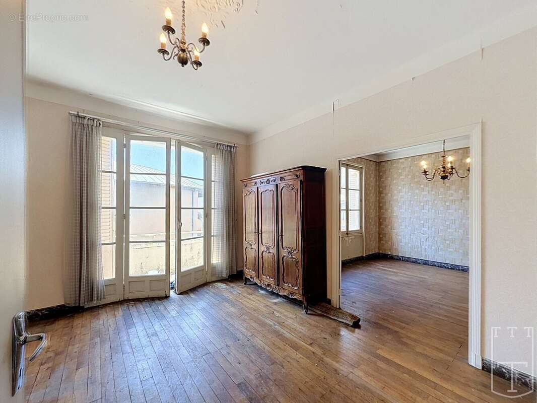 Appartement à AUBENAS