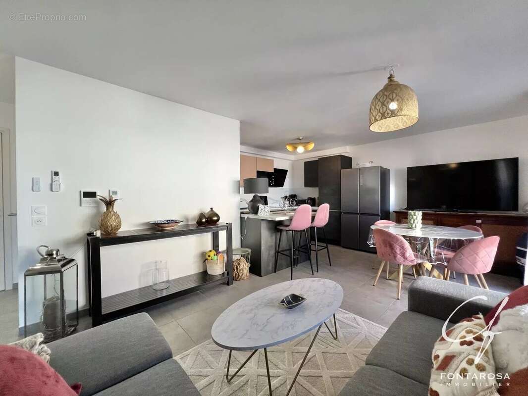 Appartement à FREJUS