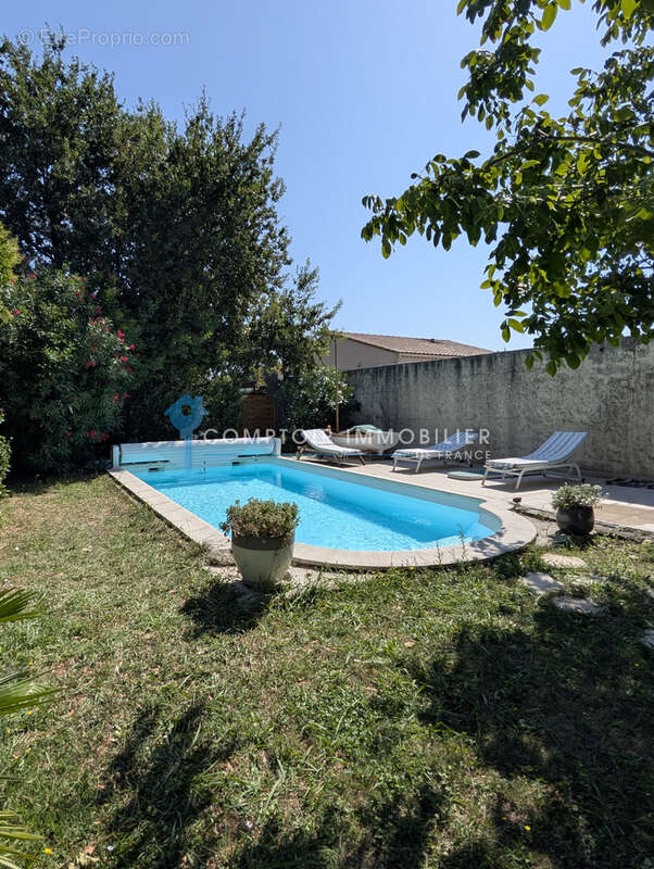 Maison à NOVES