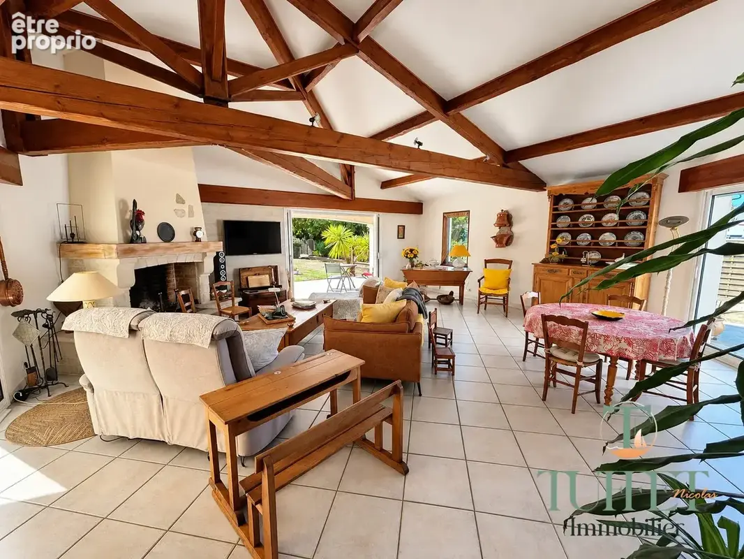Maison 8 pièces 202 m² à vendre à La Tremblade (17390) - photo 6