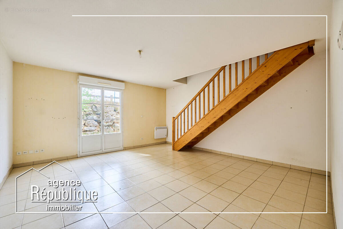 Photo 1 - Maison à PREMEAUX-PRISSEY