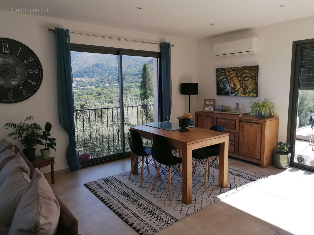 Charmante Villa 3 chambres - Piscine - Garage - Vue montagnes  Belles prestations - photo 8