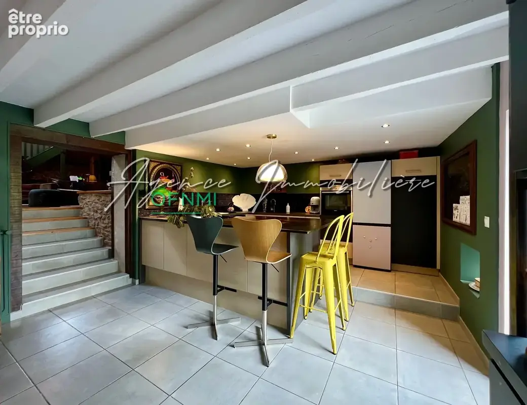 Valfleury, authentique maison de famille, charme et contemporain, une réalisation décorateur. - photo 13