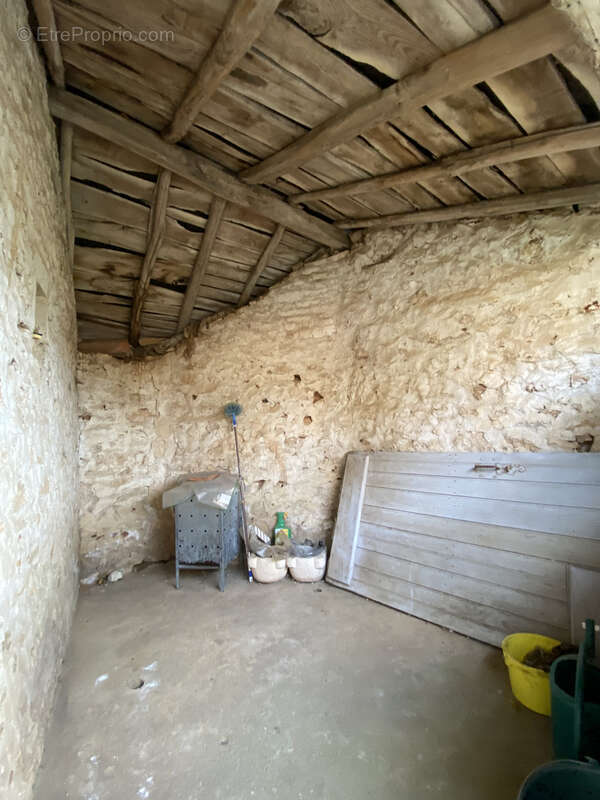 Maison à MARILLAC-LE-FRANC