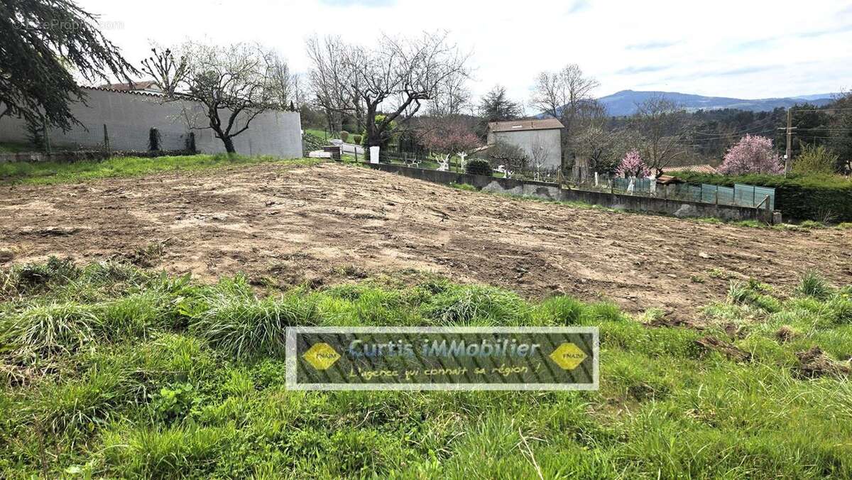 Terrain à MONISTROL-SUR-LOIRE