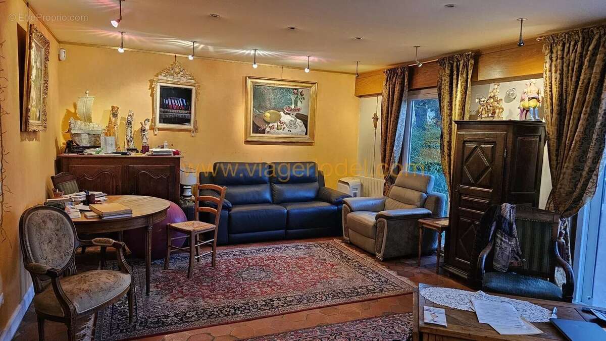 Maison à MAREIL-MARLY