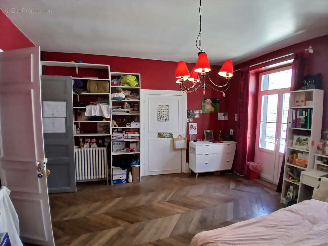 Maison à LORMES