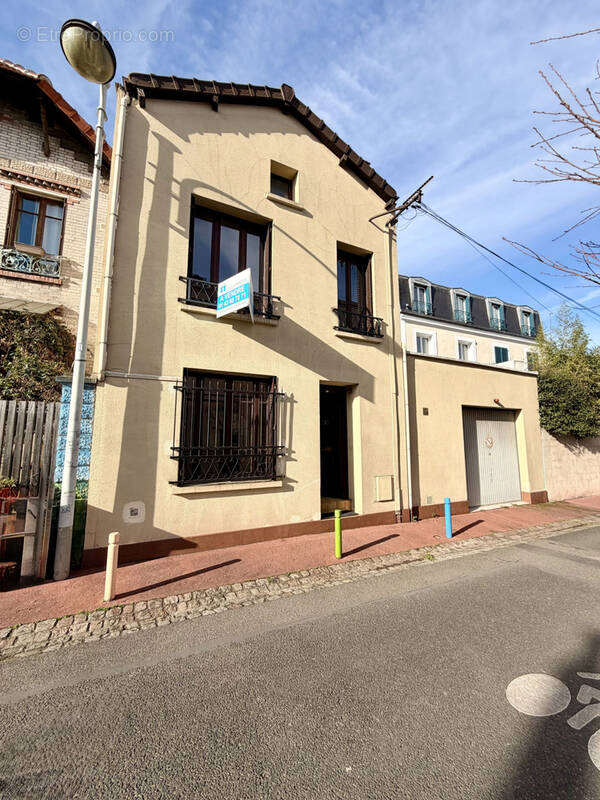 Maison à BAGNOLET