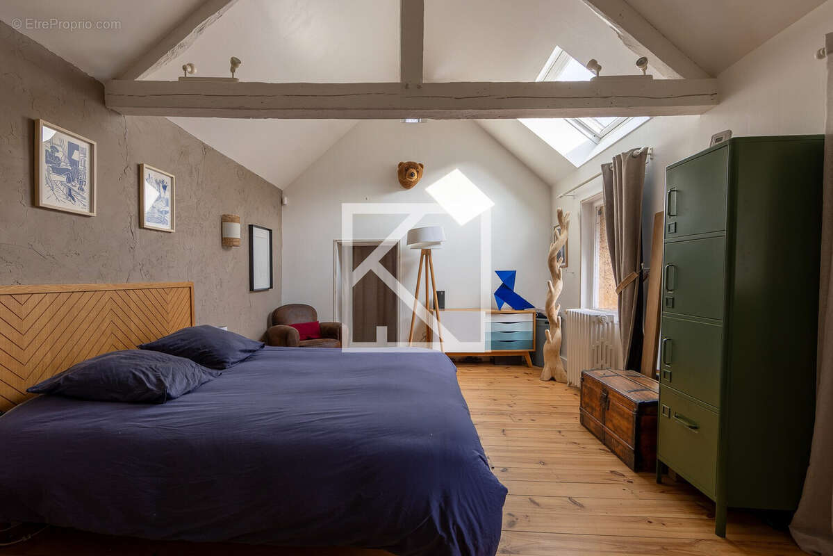 Maison à SAVIGNE-L'EVEQUE