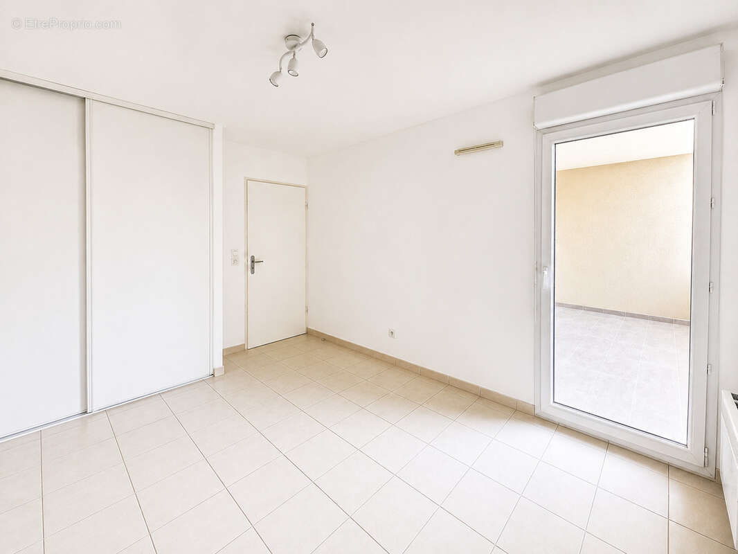 Appartement à MARSEILLE-14E