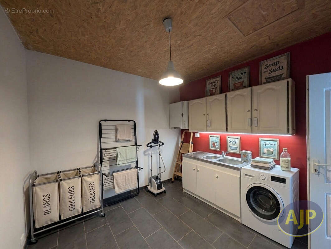 Maison à ROCHESERVIERE