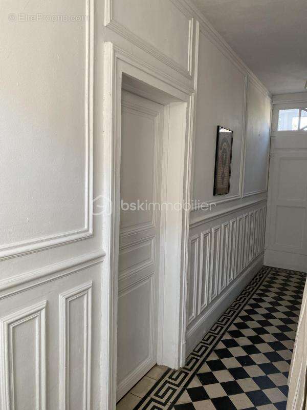 **Charmante Maison Ancienne au Cœur d'Anet – Calme et Authenticité à 1h30 de Paris** - photo 3