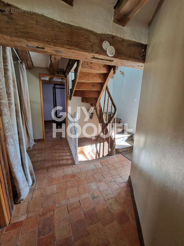 Maison à GENNES-SUR-GLAIZE