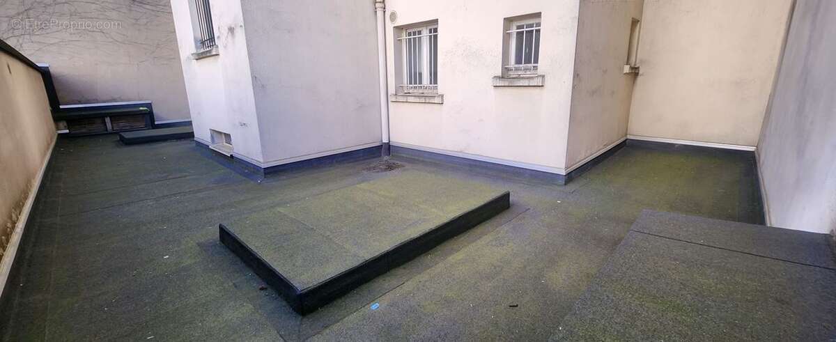 Appartement à PARIS-19E
