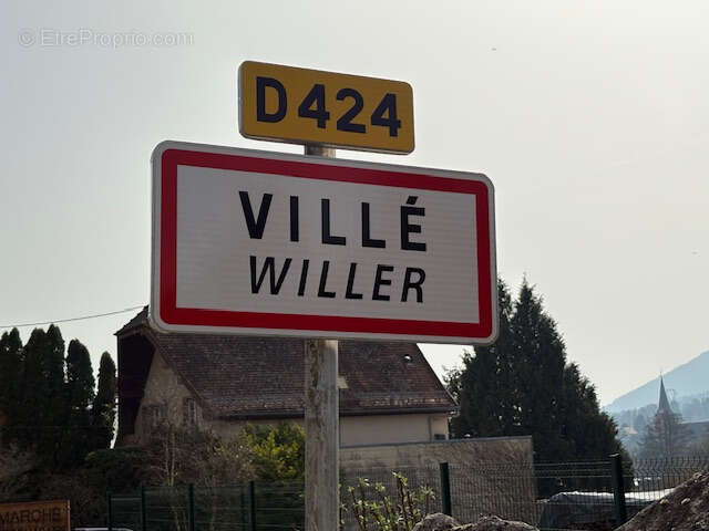 Terrain à VILLE