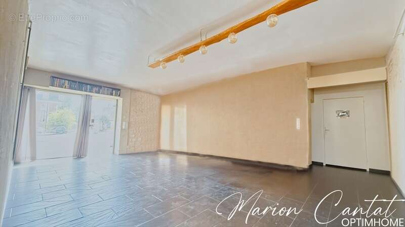 Maison à MAUVES-SUR-HUISNE