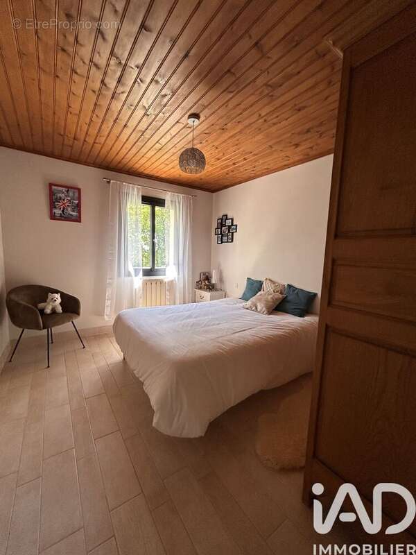Maison 127 m² à Montpezat-De-Quercy  - photo 7