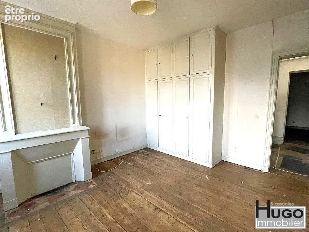 Bordeaux- rue sainte catherine- immeuble mixte 3 lots 215m² ! - photo 8