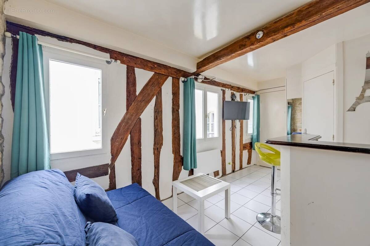 Appartement à PARIS-4E