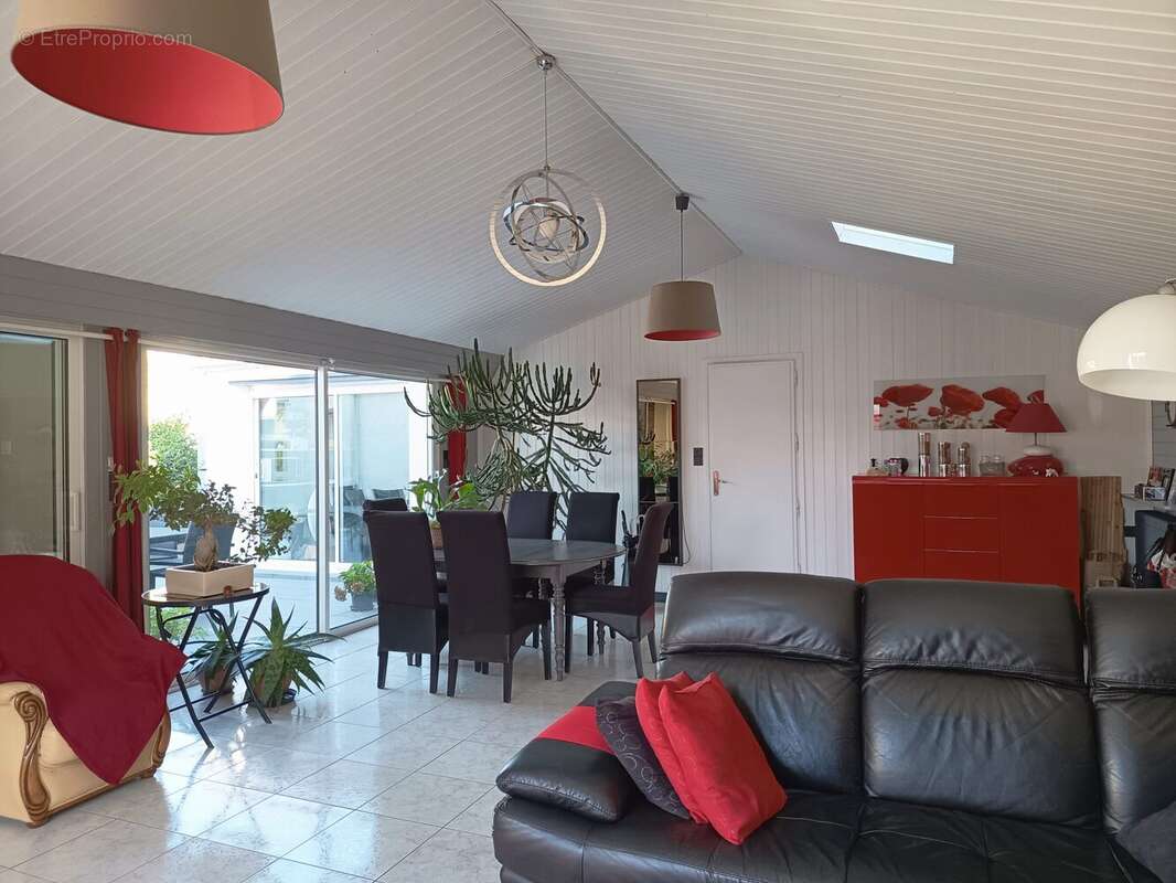 Maison à SALLERTAINE