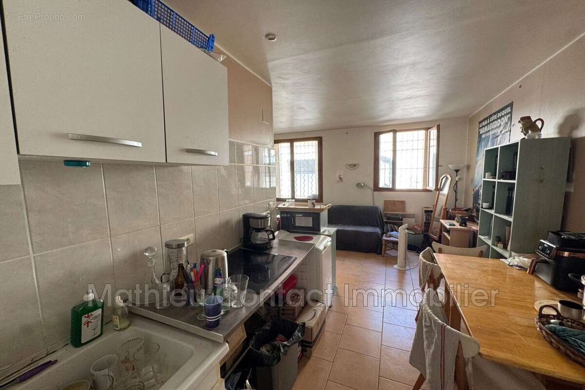 Appartement 40 m² à Nimes  - photo 5