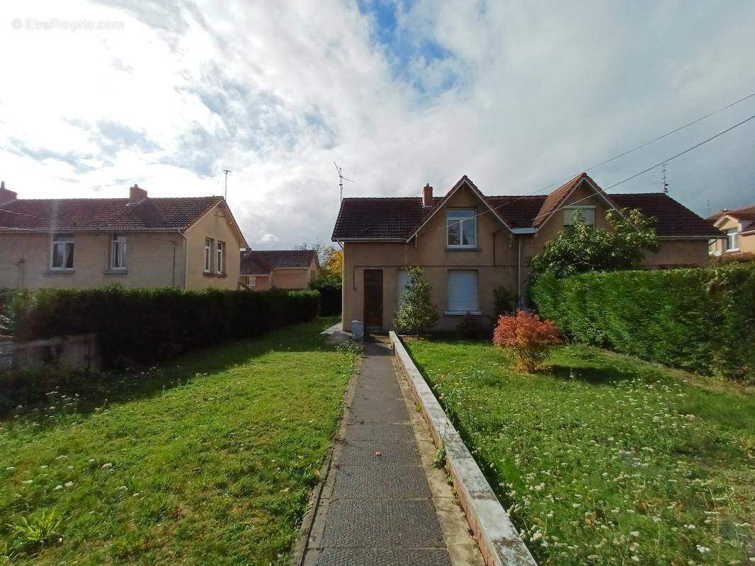 Maison à COURCELLES-LES-LENS
