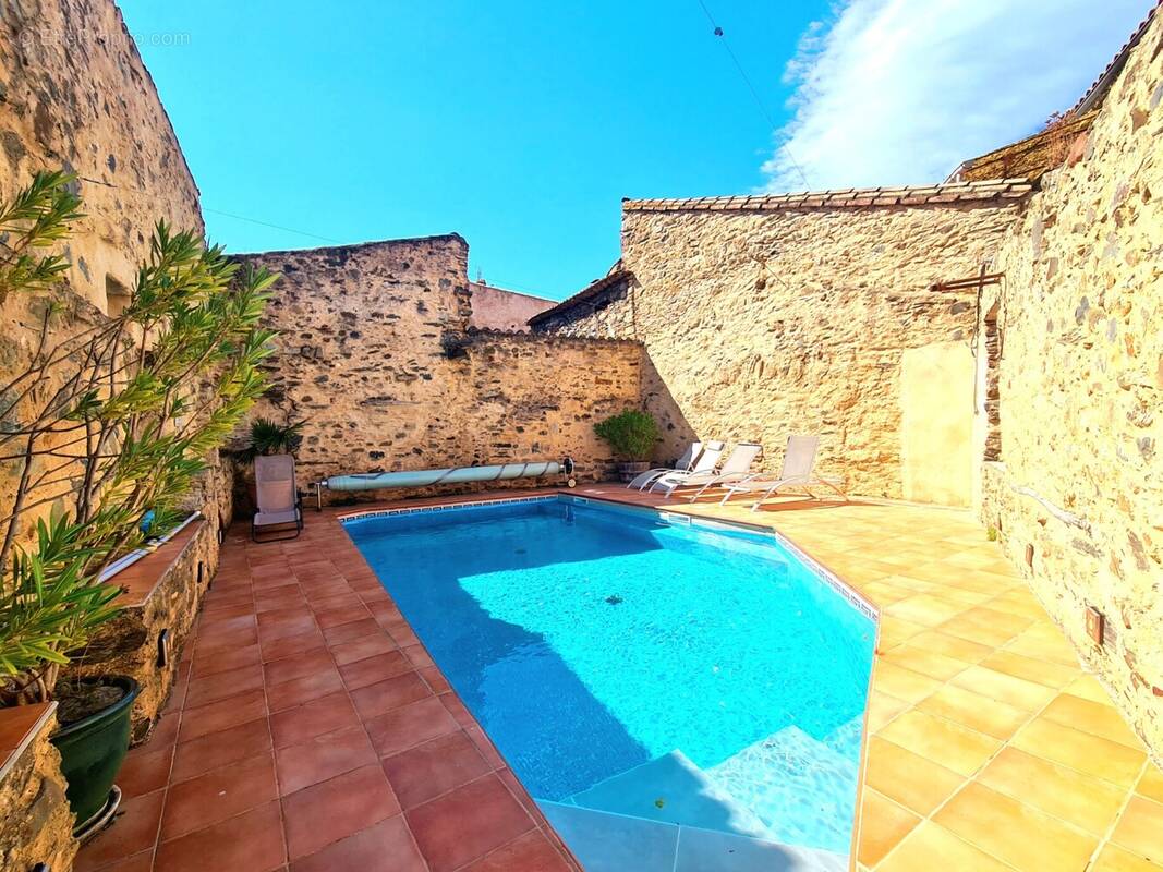 Maison à CAUSSES-ET-VEYRAN