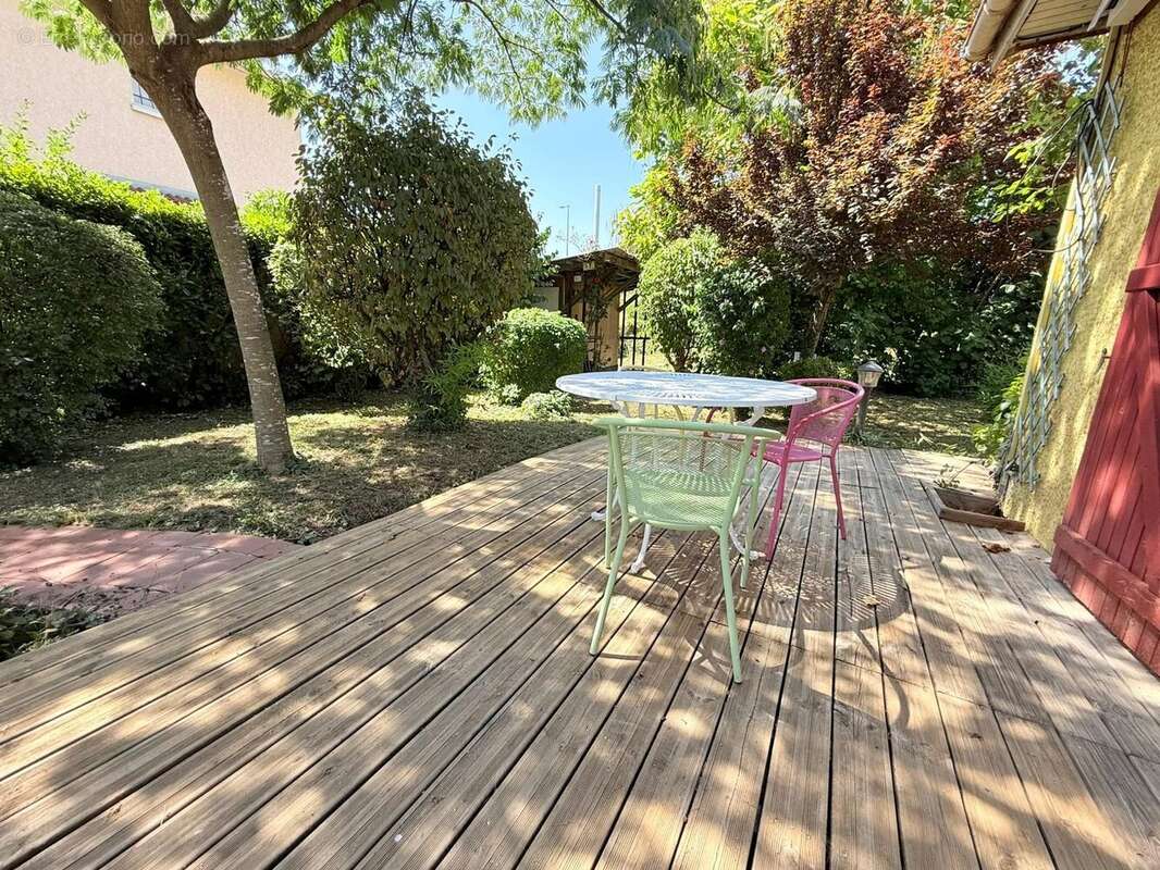 Maison à SAINT-MARTIN-D&#039;HERES