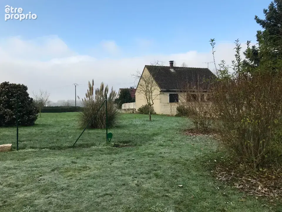 Terrain à VARREDDES