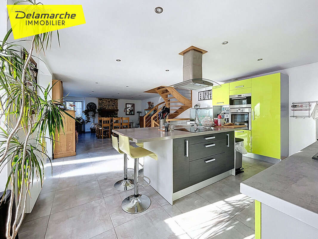 Maison à LA HAYE-PESNEL