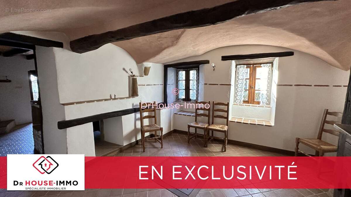 Maison à PLAN-DE-BAIX