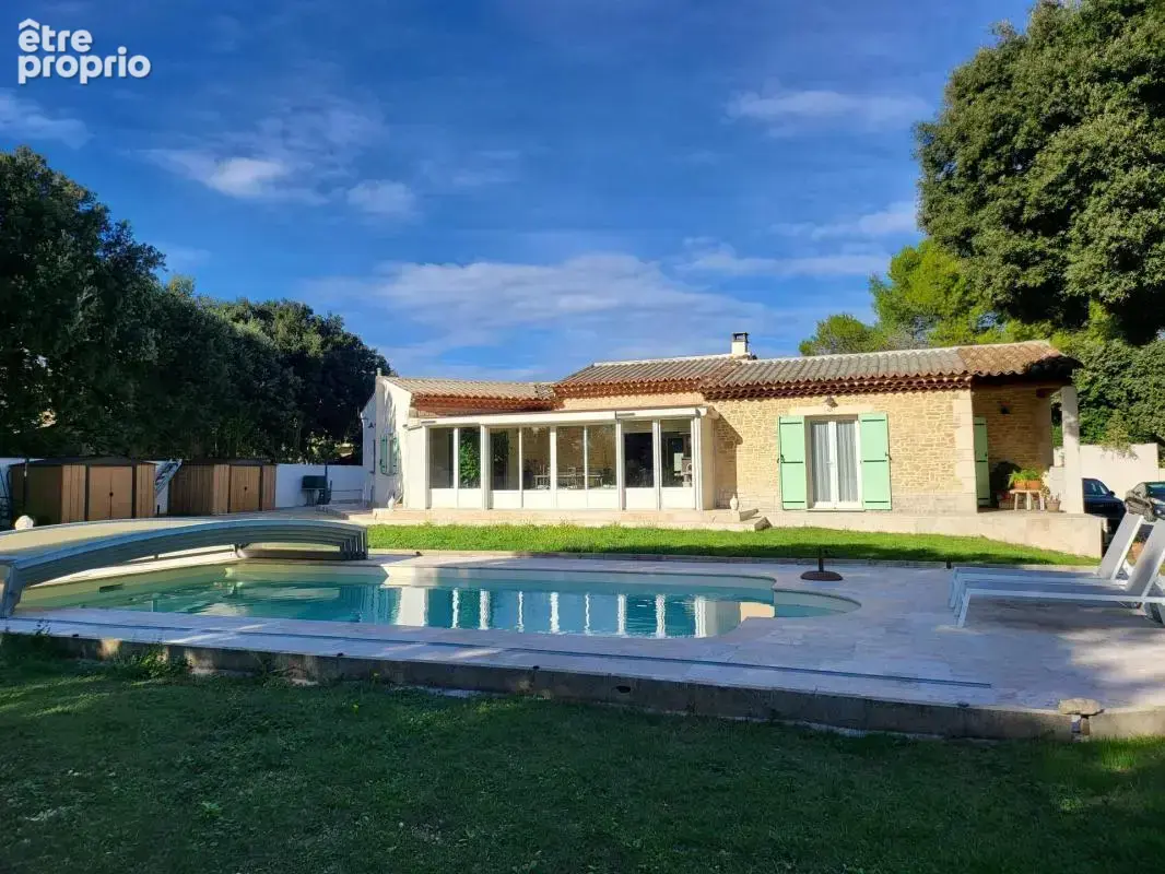 Maison de plain-pied, grande pièce de vie, 2 chambre, véranda, piscine 1600 m² de terrain - photo 1