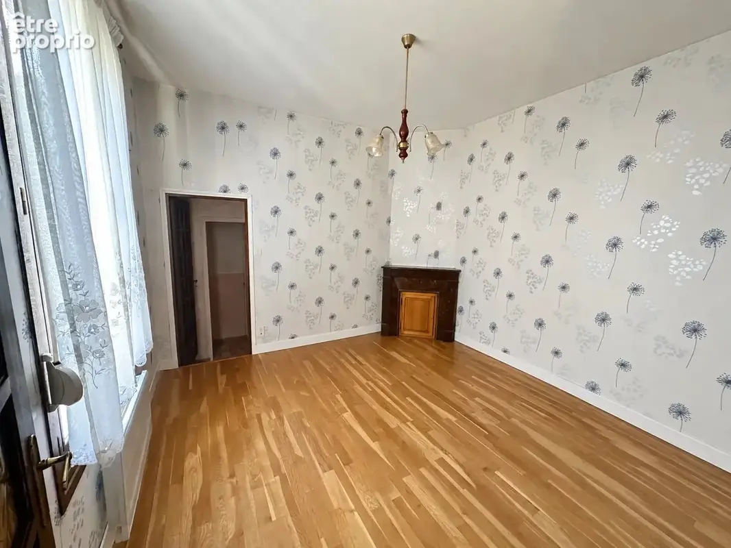 Sainte Savine, Maison des années 30 d’une surface de 55 m² - photo 2