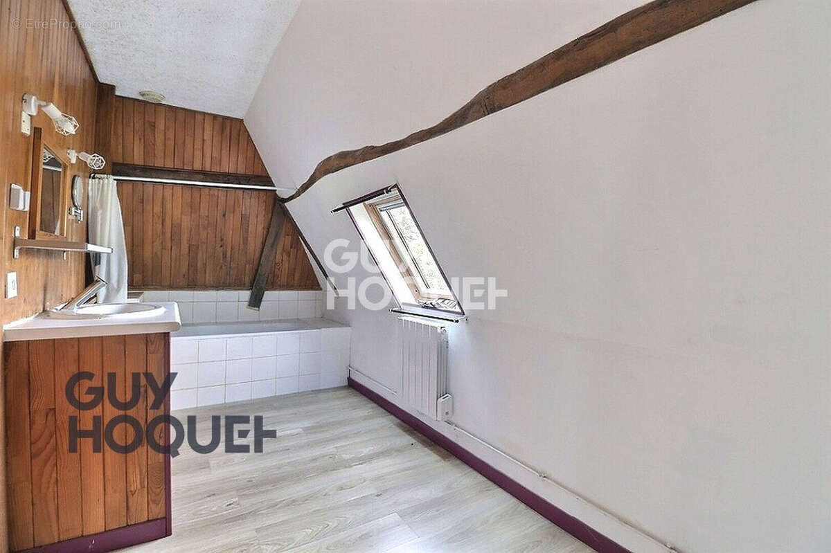 Maison à BERNAY