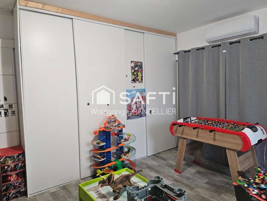 Photo 8 - Maison à ROMANS-SUR-ISERE